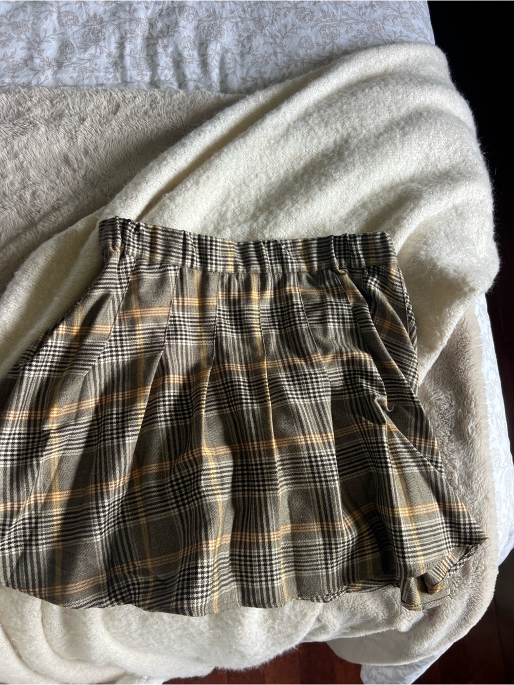 Plaid Elastic Waist Skirt in Olive & Tan